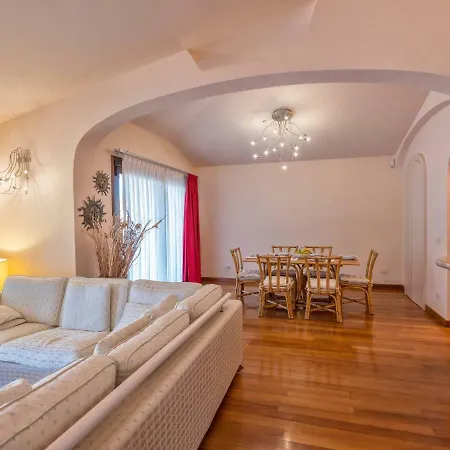 Villa Phoenix *