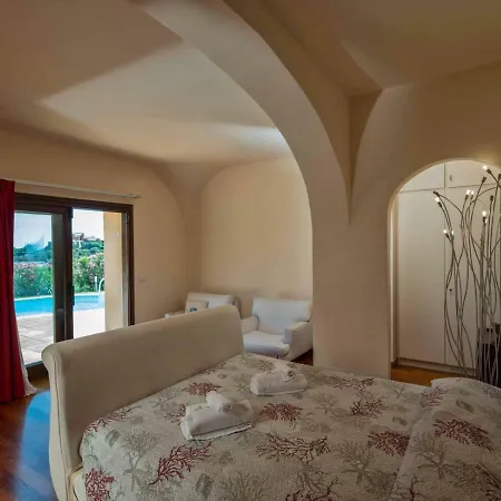 Phoenix Villa