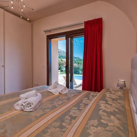Phoenix * Porto Cervo